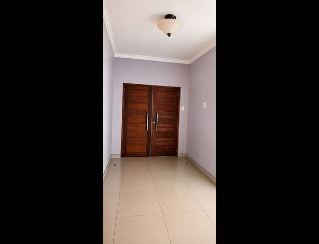 8 BEDROOM HOUSE FOR SALE IN BENDOR